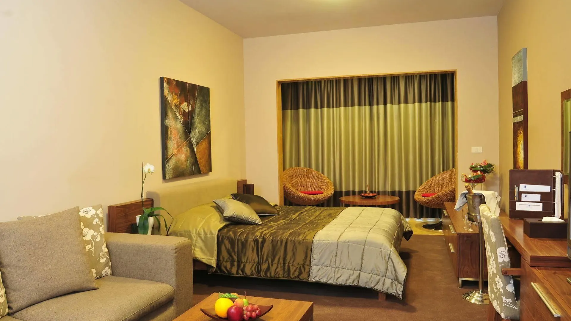 City Suite Hotel Beirut 4*,  Líbano